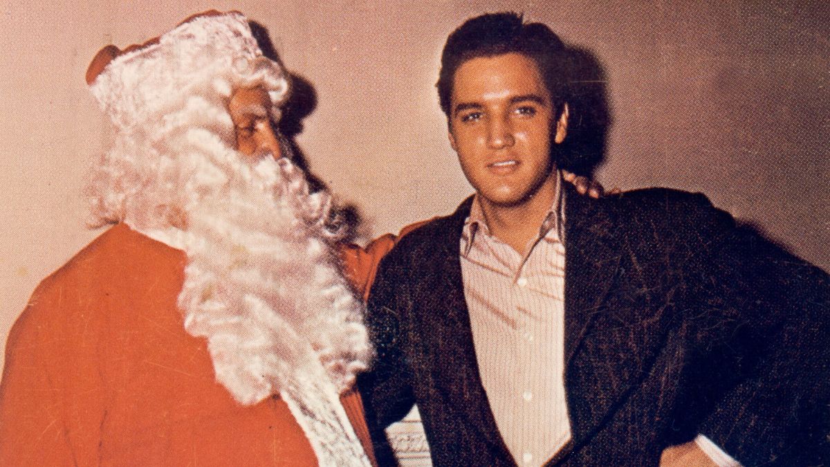 How Elvis Presley's 1957 Christmas Album Made Him the King of