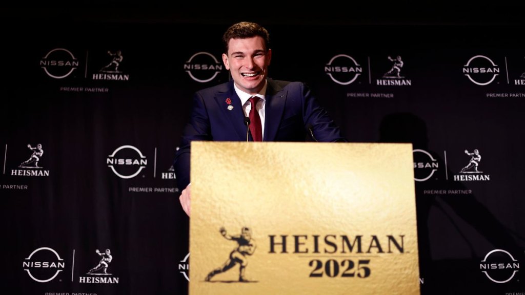 Fernando Mendoza in 2025