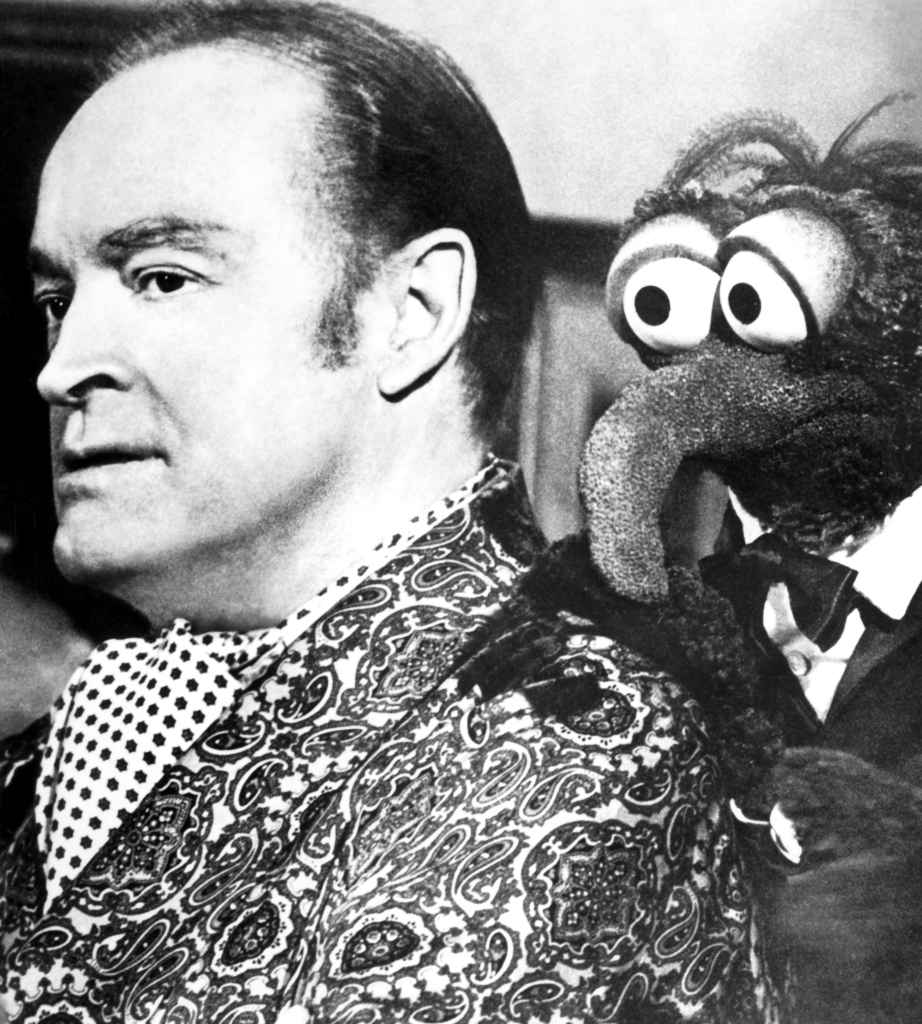THE MUPPET SHOW, Bob Hope, Gonzo, (Season 2, aired November 22, 1977)