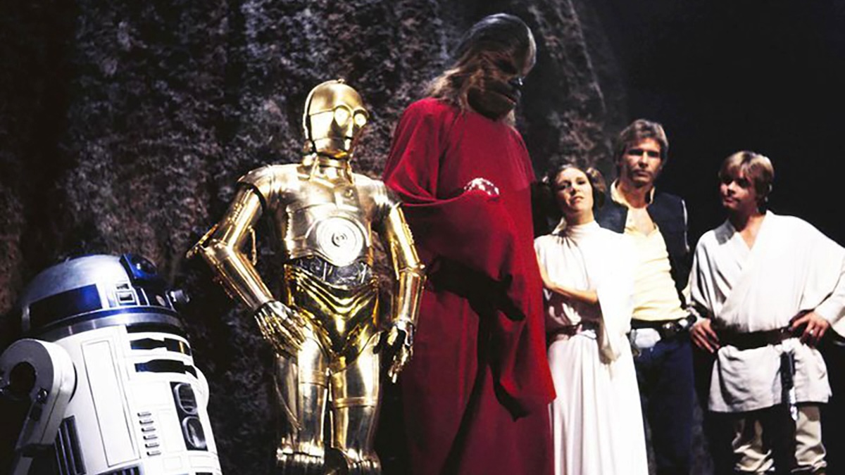 The Star Wars cast reunites for the Holiday Special