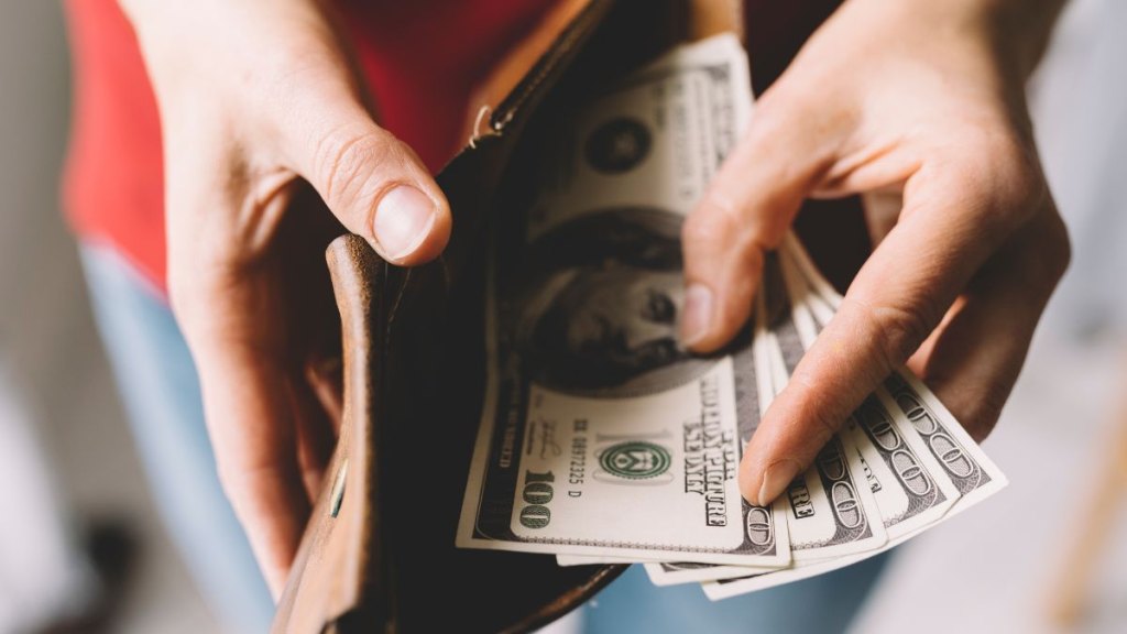 women with money