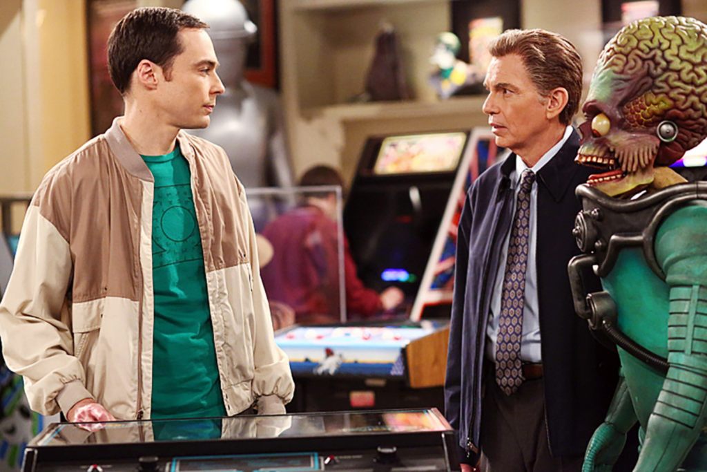 THE BIG BANG THEORY, (from left): Jim Parsons, Billy Bob Thornton, 'The Misinterpretation Agitation', (Season 8, ep. 807, aired Oct. 30, 2014).