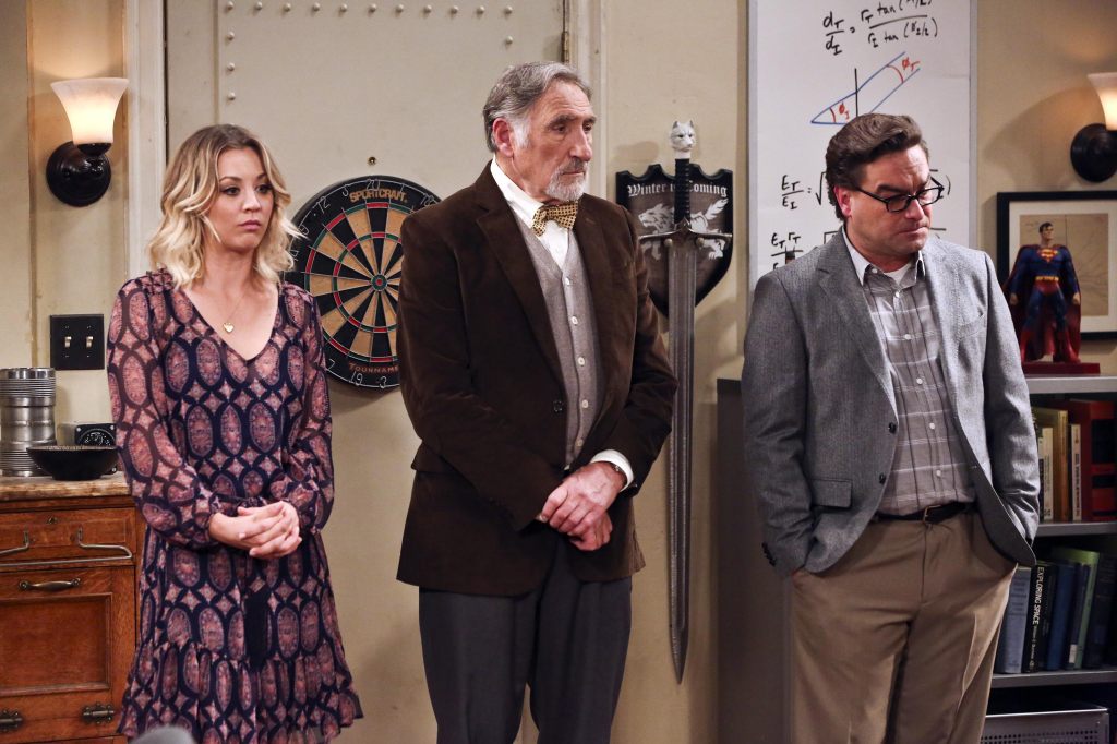 THE BIG BANG THEORY, l-r: Kaley Cuoco, Judd Hirsch, Johnny Galecki in 'The Convergence Convergence' (Season 9, Episode 24, aired May 12, 2016). 
