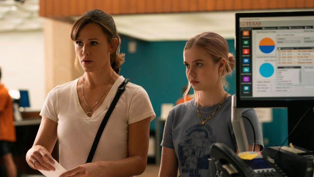 Jennifer Garner and Angourie Rice in 'The Last Thing He Told Me' Season 1