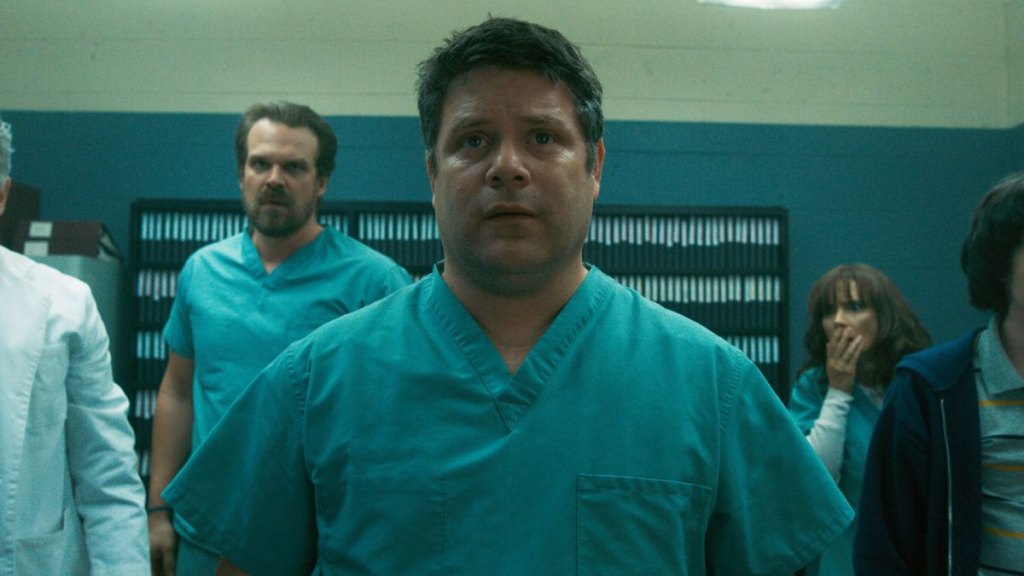 Sean Astin in 'Stranger Things' Season 2