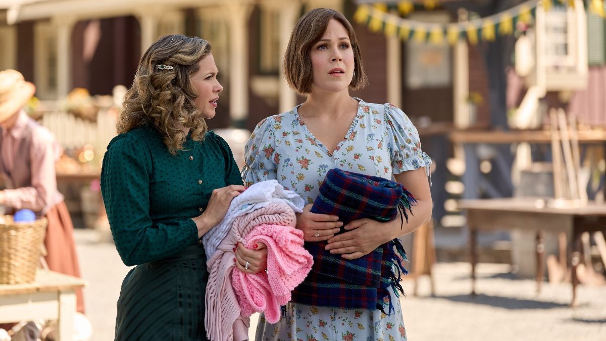 Where Is Hope Valley in When Calls the Heart? Visit the Set | Woman's World