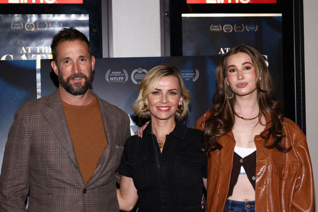 Noah Wyle, Sara Wells and Auden Wyle, 2023