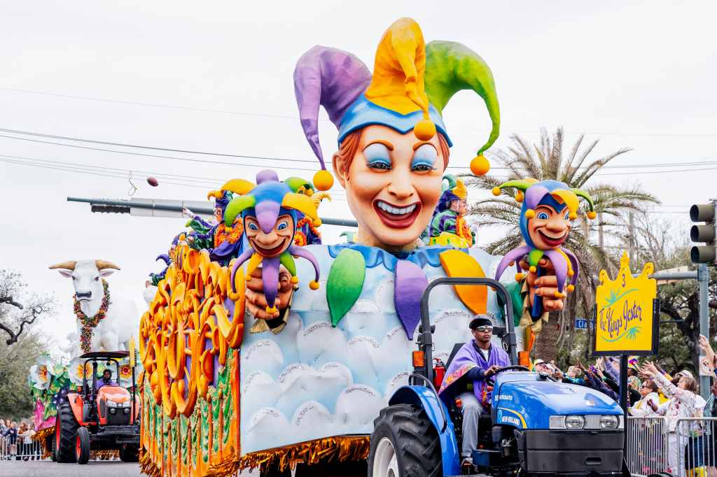 Mardi gras float
