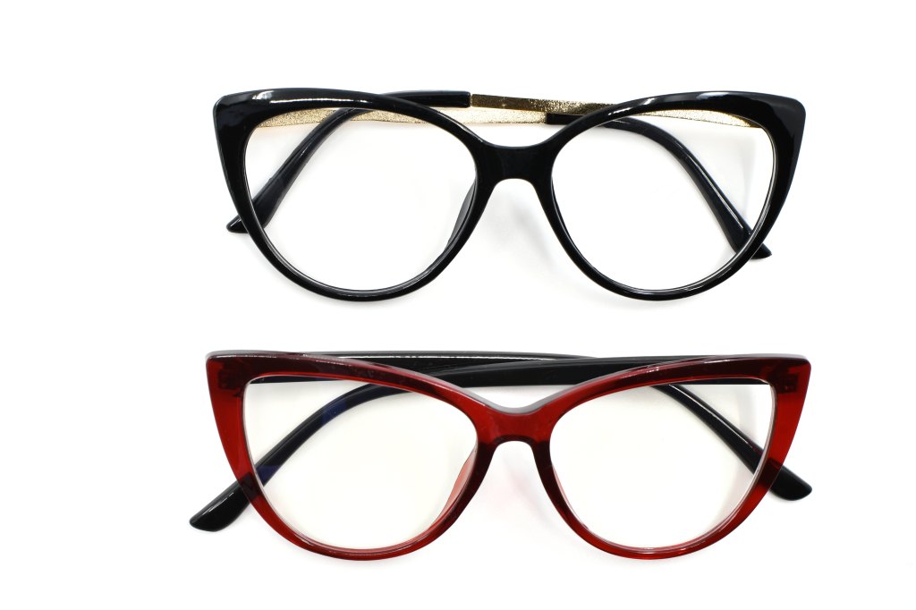 Cat eye frames