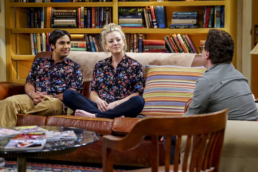 Kunal Nayyar and Kaley Cuoco in 'The Big Bang Theory'