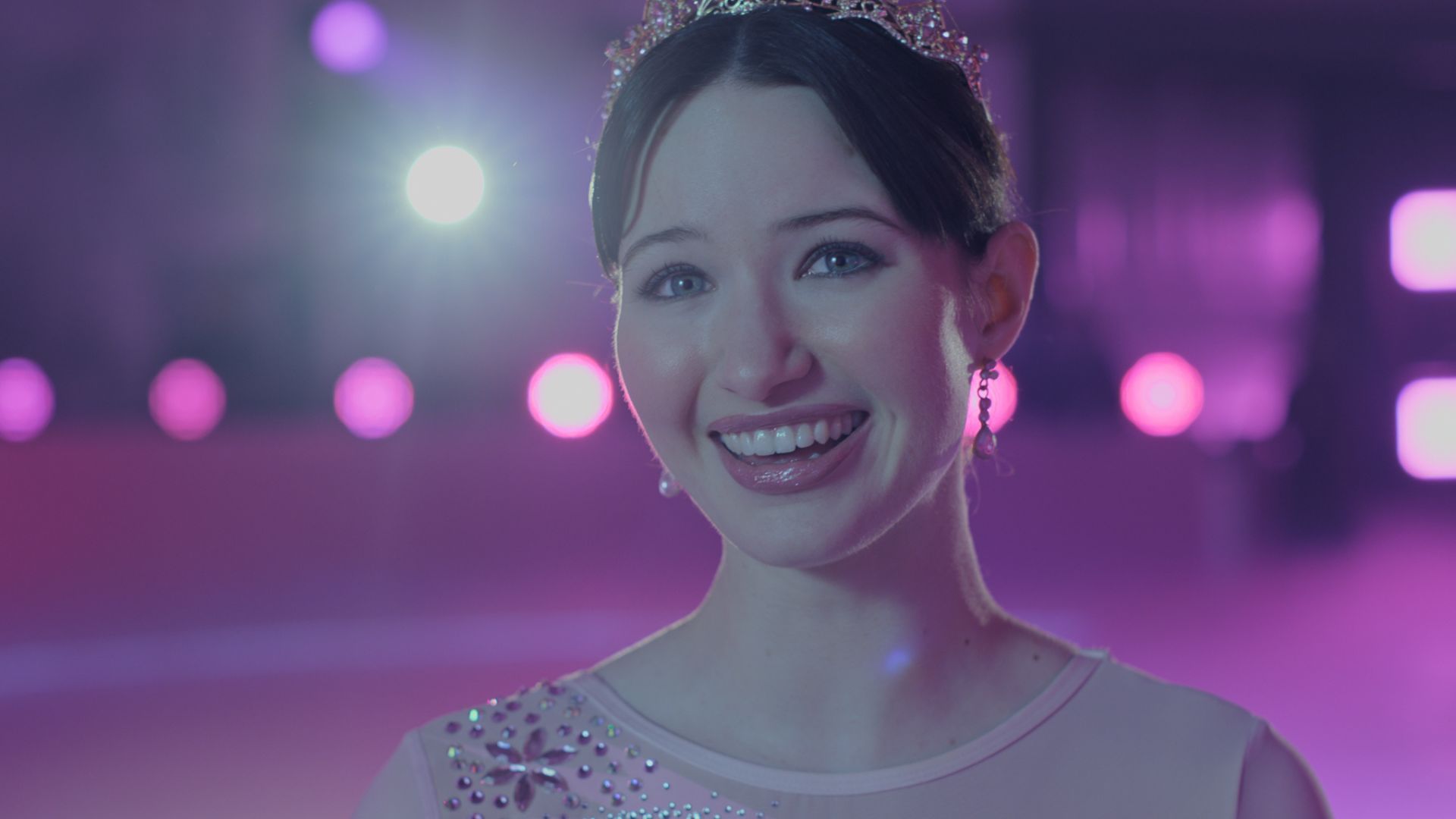 Madelyn Keys in 'Finding Her Edge'