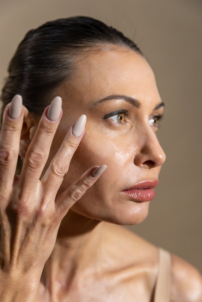 Erase Dermal PRS10 serum for pigmentation and skin tone correction