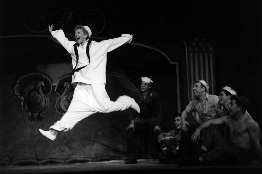 Actress Mary Martin (1914 - 1990) in the British production of the musical 'South Pacific'. 