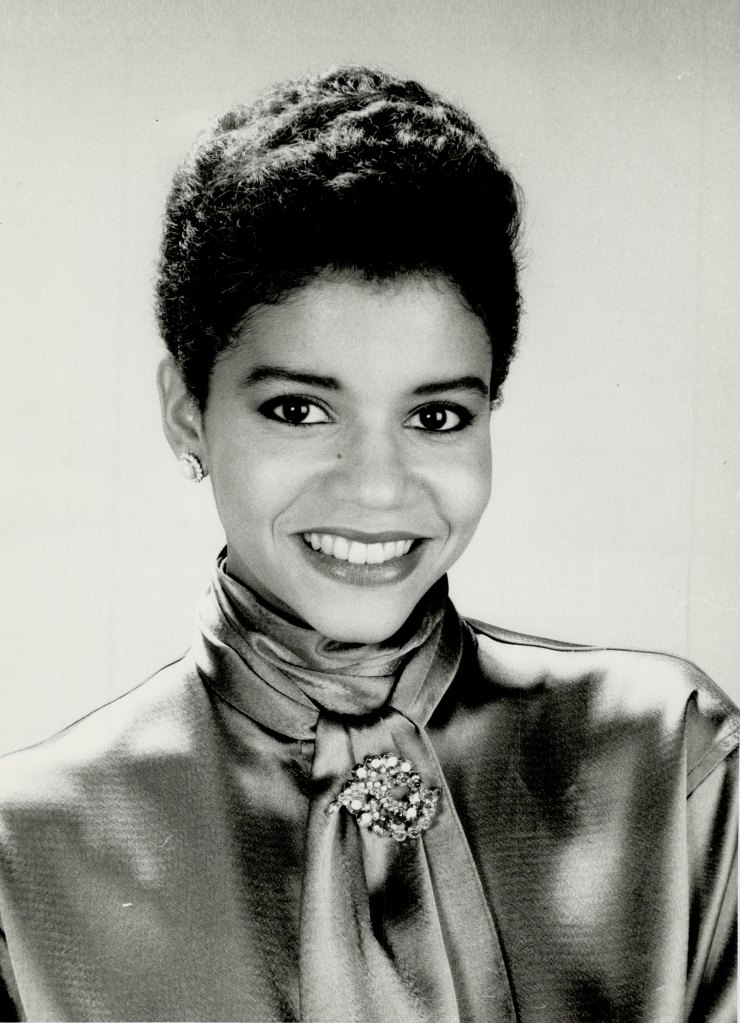 gloria reuben