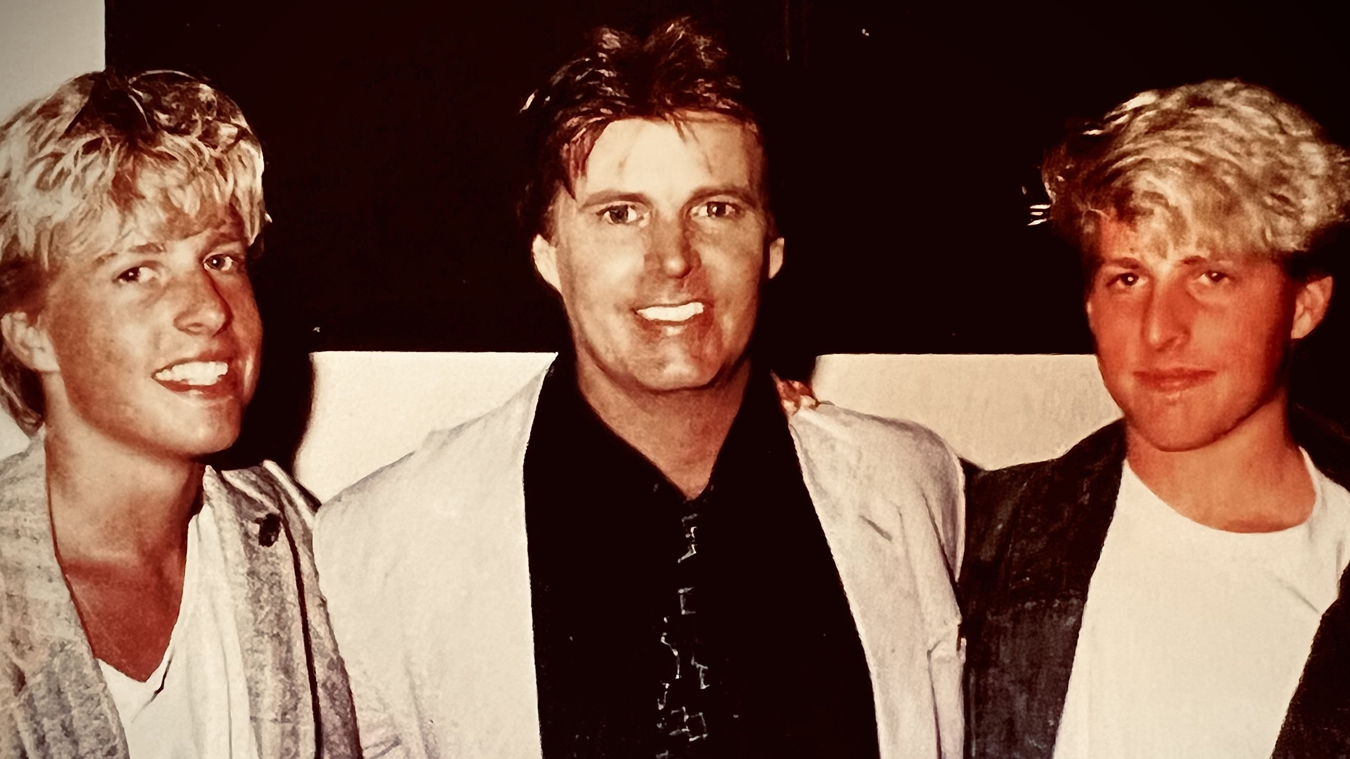 Gunnar and Matthew Nelson with their father, Ricky Nelson, in 1985