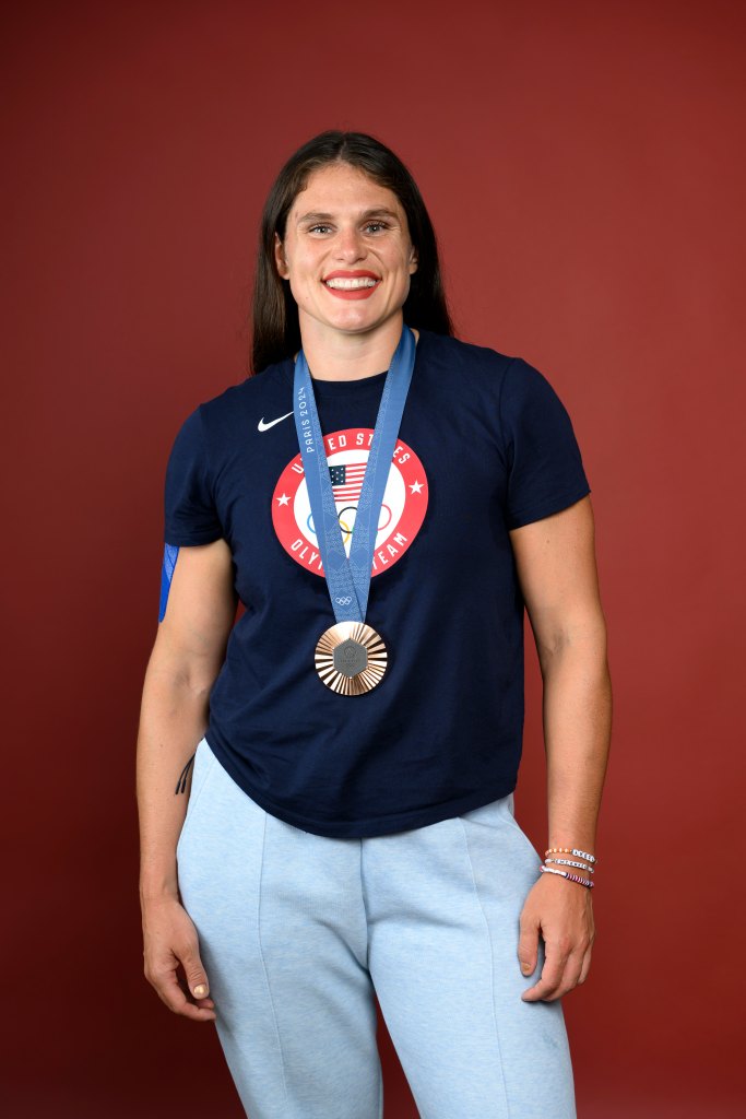 Ilona Maher shows off her bronze medal in 2024