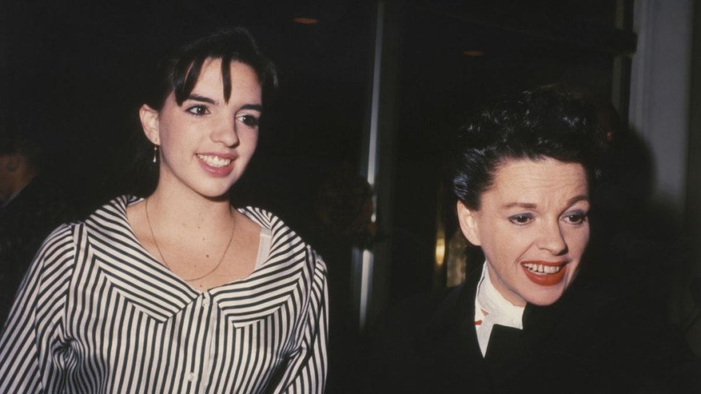 Liza Minnelli and Judy Garland in 1965