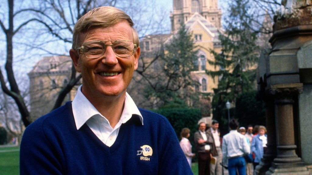 Lou Holtz in 1986