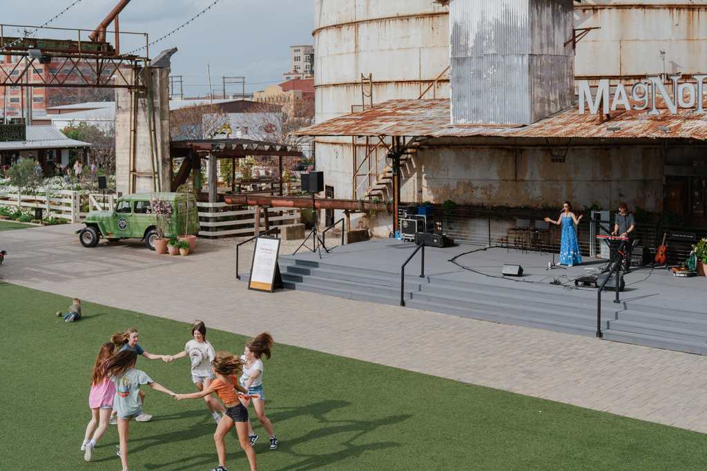 Magnolia Silos