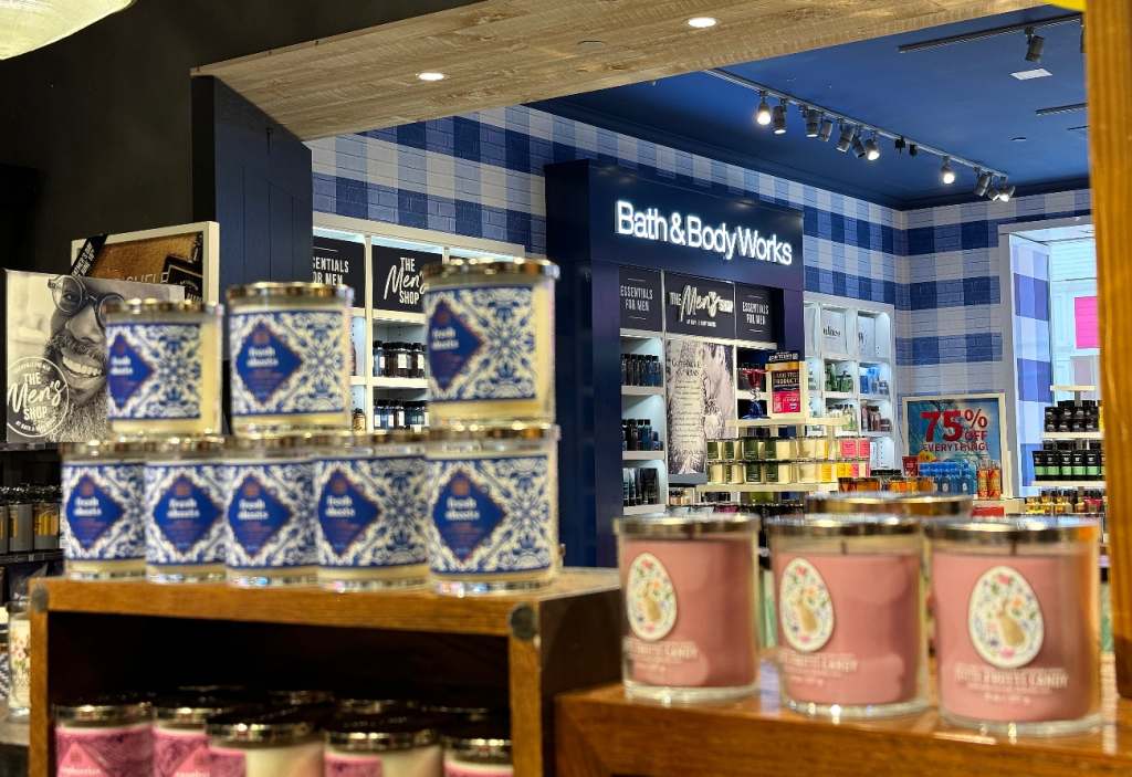 Bath & Body Works candles