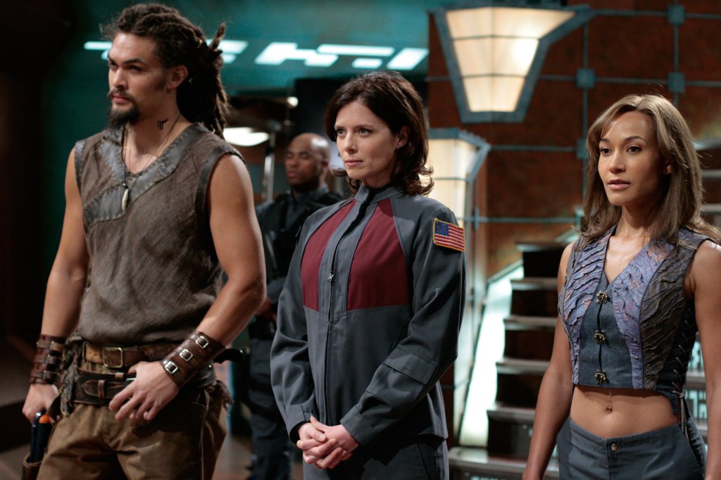 STARGATE: ATLANTIS, Jason Mamoa, Torri Higginson, Rachel Luttrell, 'The Return, Part I', (Season 3, airing September 22, 2006), 2004-09