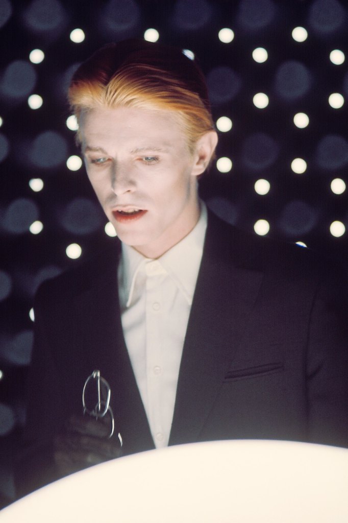 David Bowie wears a suit by Ola Hudson in The Man Who Fell to Earth