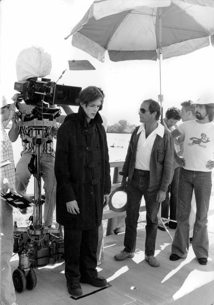 David Bowie and Nicolas Roeg on the set of The Man Who Fell to Earth