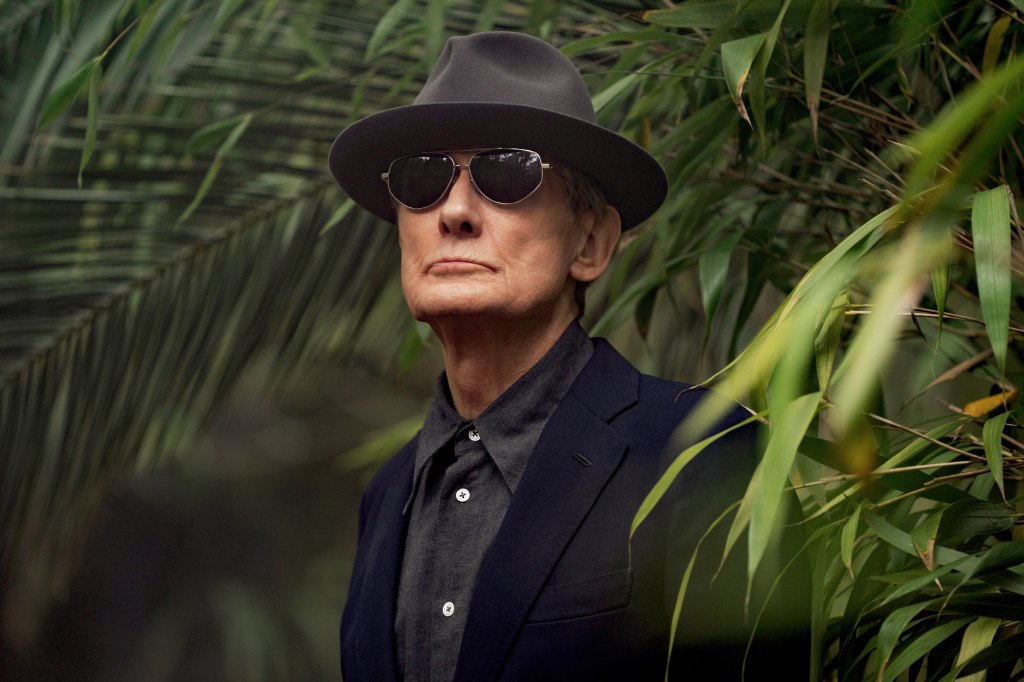 Bill Nighly as Thomas Jerome Newton in the 2022 The Man Who Fell to Earth TV show