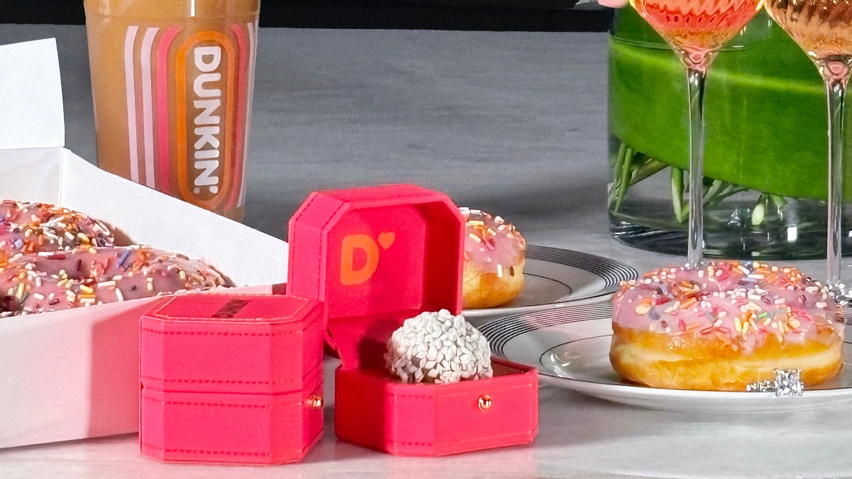 Dunkin' Ring Box