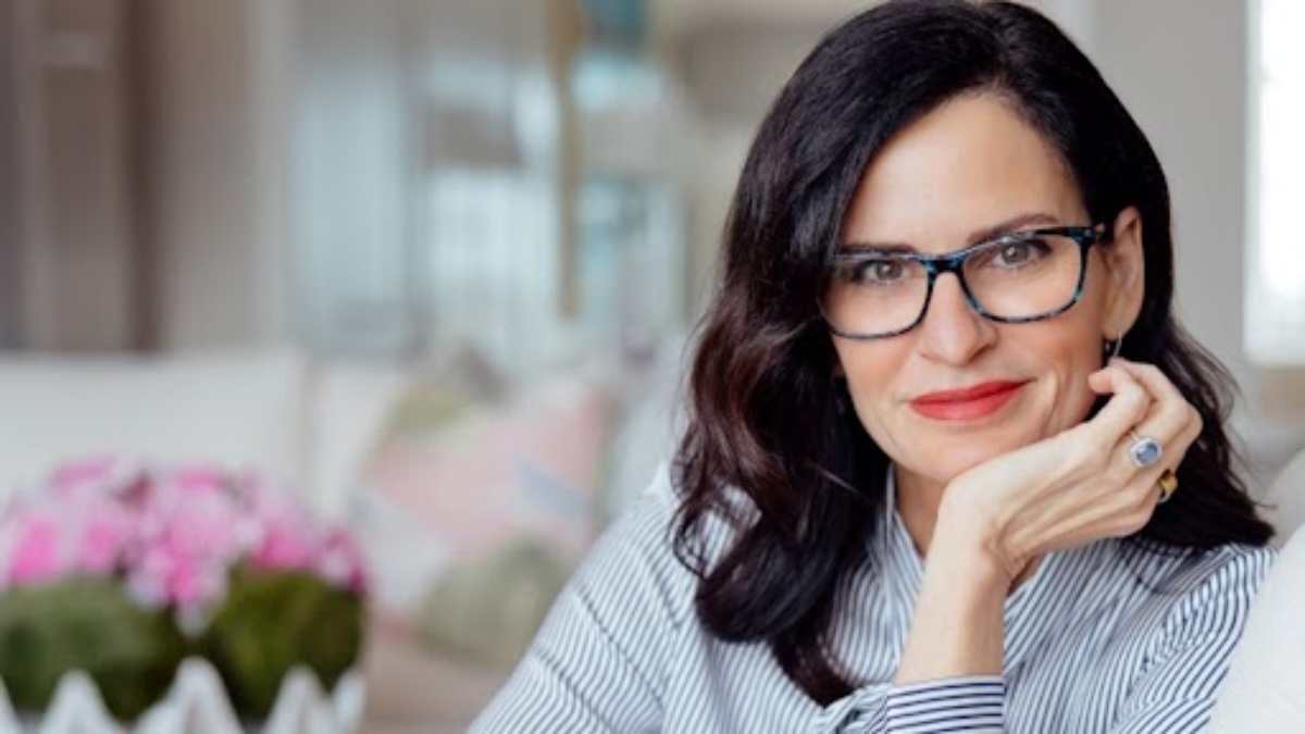 headshot of Mary Claire Haver, MD