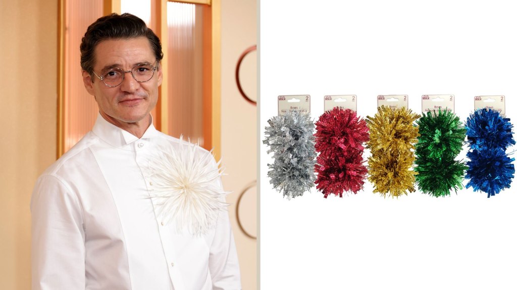 Pedro Pascal / Voila Pom Pom Gift Bows