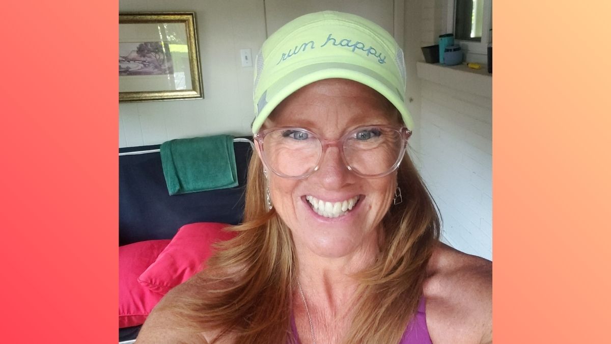 Susan Johnstone smiling after using her Uresta for bladder leaks