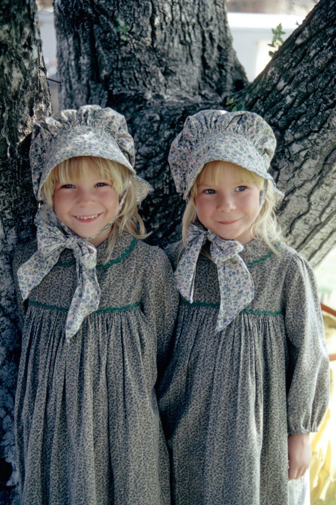 Brenda Turnbaugh and Wendi Turnbaugh as Grace Ingalls in 'Little House on the Prairie'