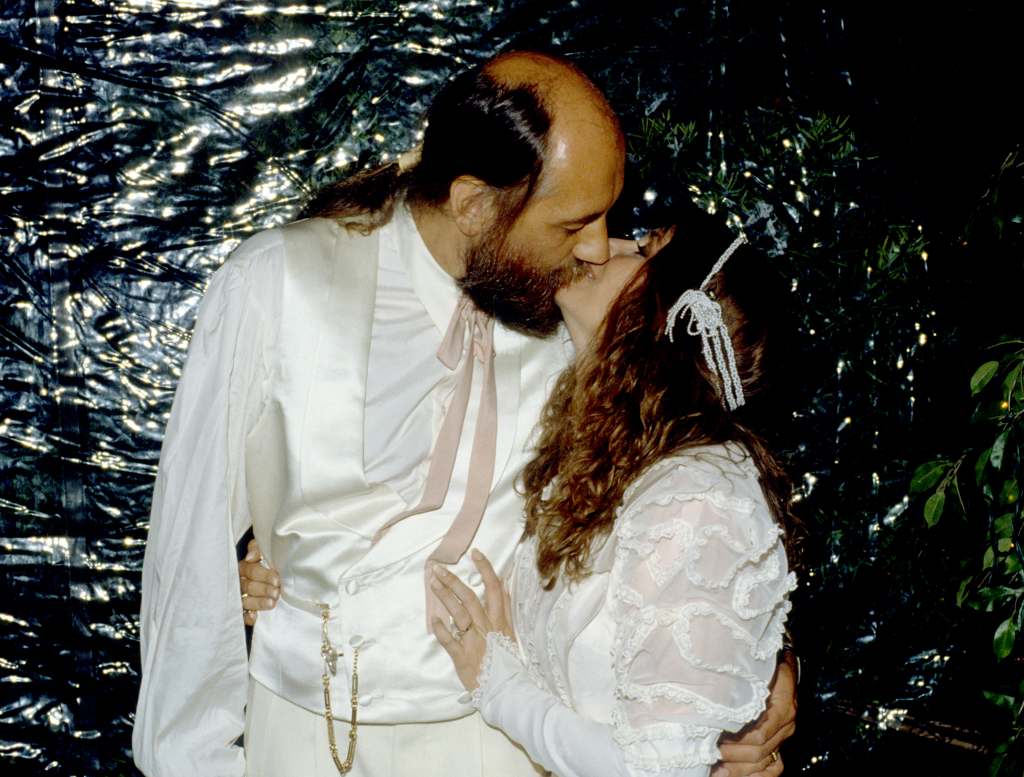 Mick Fleetwood and his new bride Sara Recor