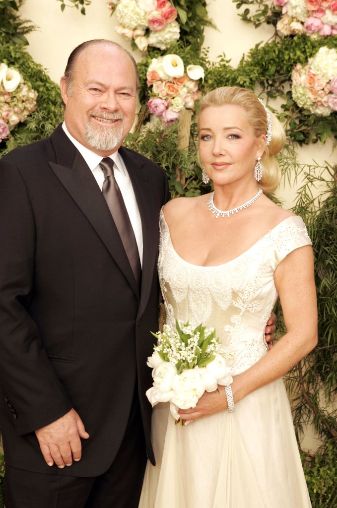The Scotts renew their vows in 2005