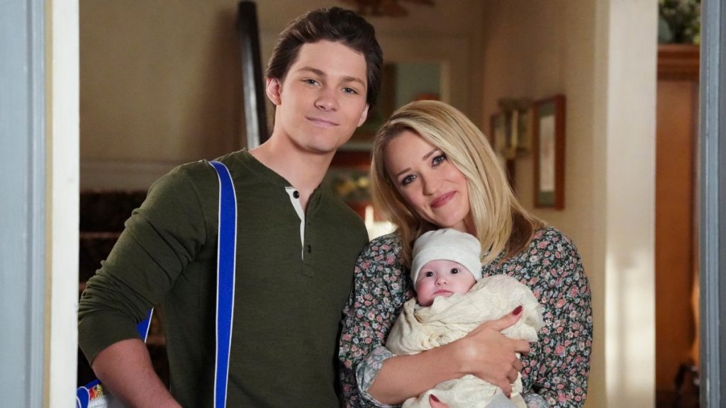 Montana Jordan and Emily Osment in 'Georgie & Mandy's First Marriage’
