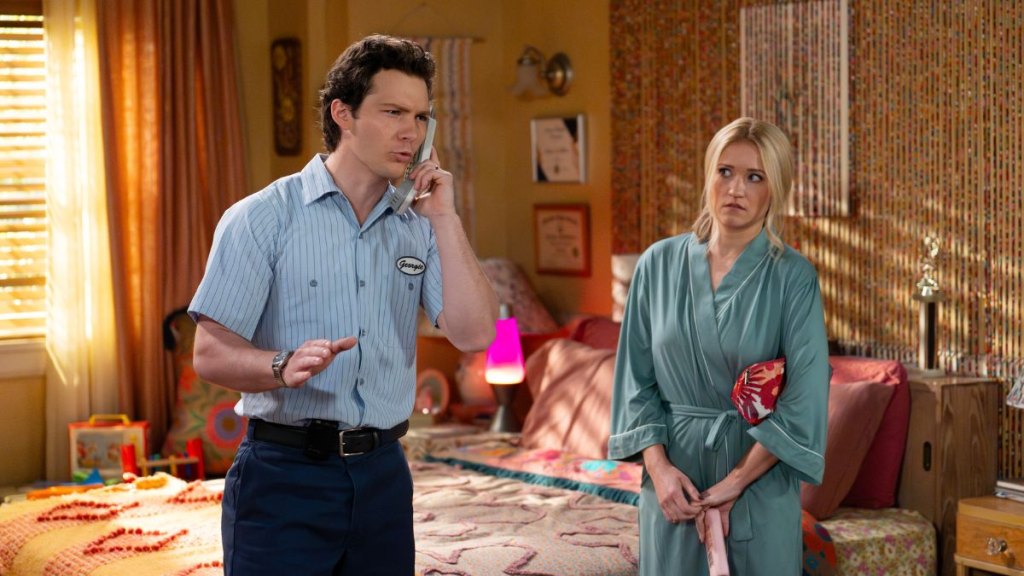 Montana Jordan and Emily Osment in 'Georgie & Mandy's First Marriage’
