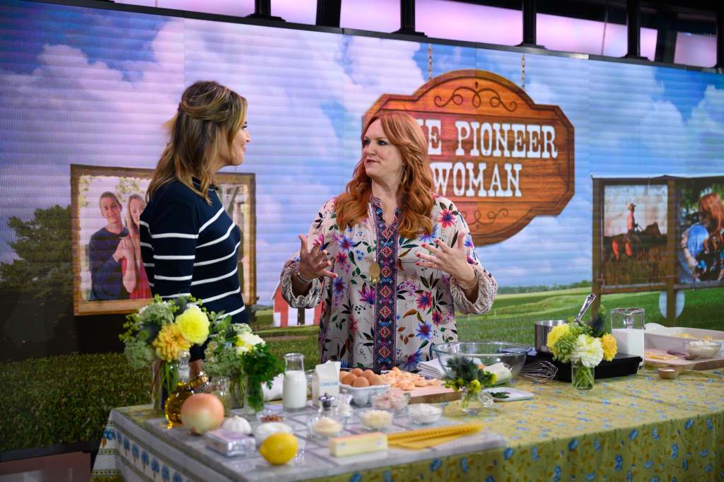 TODAY -- Pictured: Savannah Guthrie and Ree Drummond on Tuesday, October 22, 2019 -- (Photo by: Nathan Congleton/NBC/NBCU Photo Bank via Getty Images)
