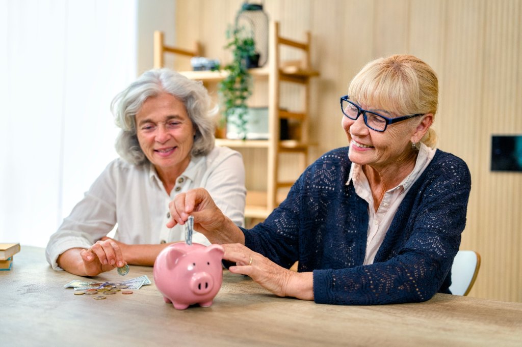 Women with a piggy bank