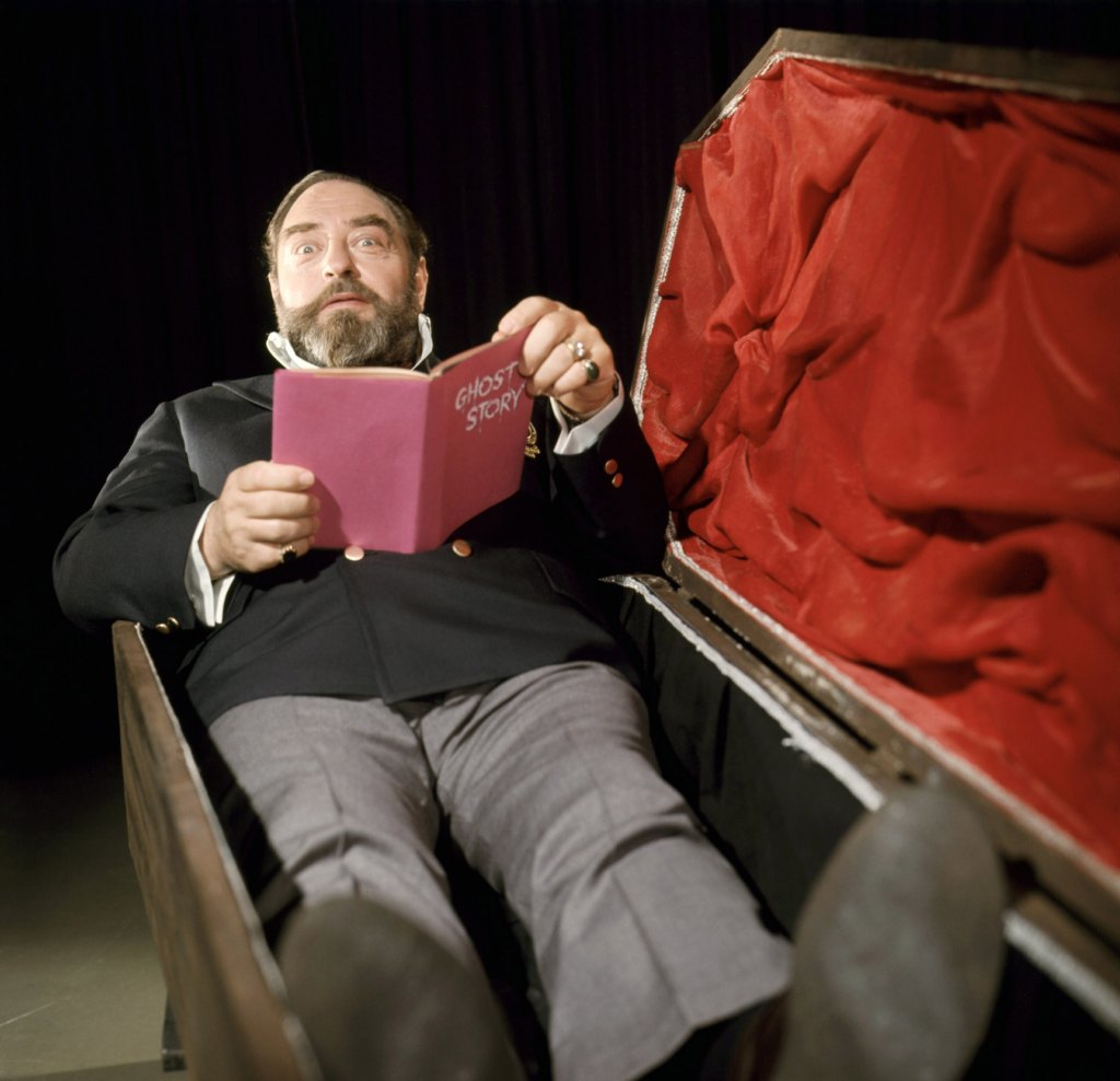 GHOST STORY, Sebastian Cabot, 1972-73.