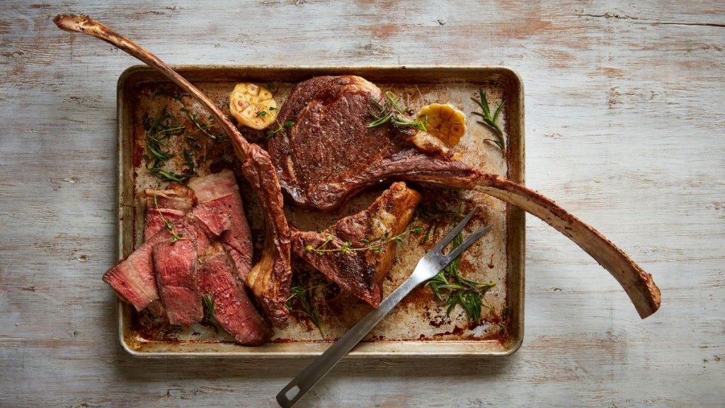 Tomahawk Steak