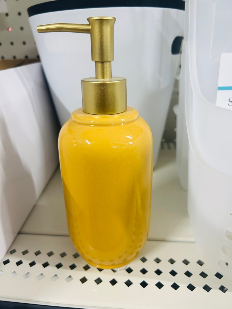 Soap dispenser