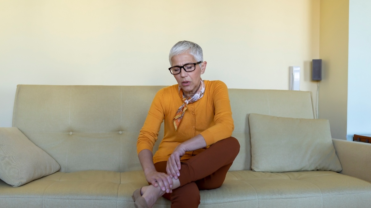 Why Do Your Legs Feel Like Cement? A Doctor's Guide to That Heavy, Sluggish Feeling