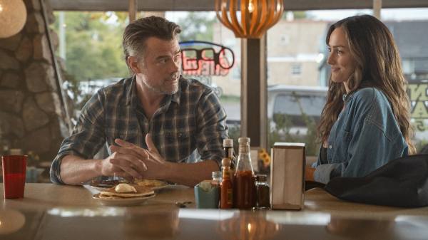 Josh Duhamel as Staten and Minka Kelly as Quinn, Ransom Canyon Season 2, 2026