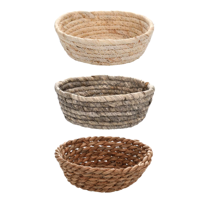 Dollar Tree straw baskets