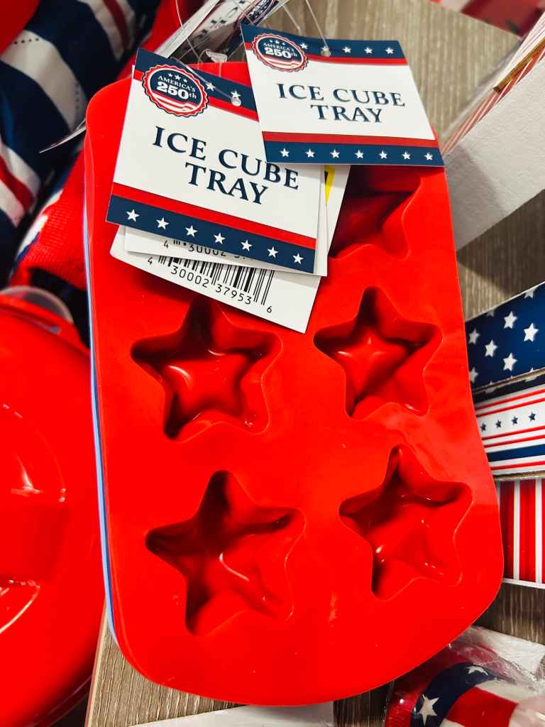 Ice cube tray