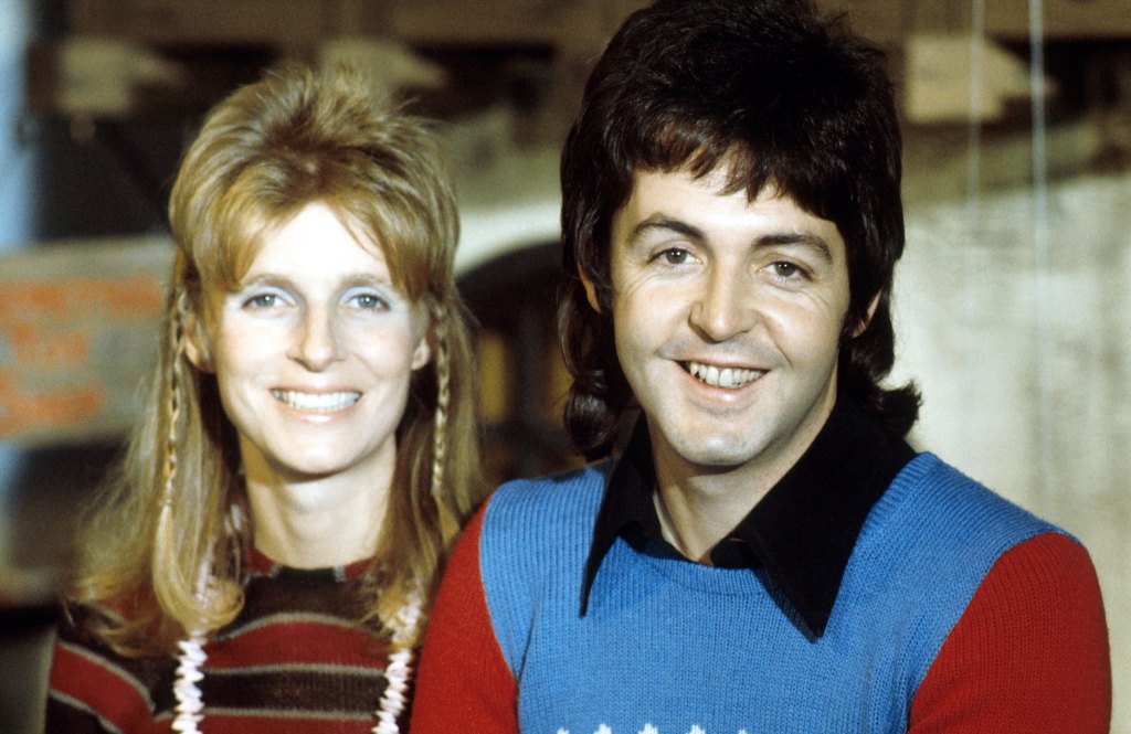 Linda McCartney and husband Paul McCartney of Wings posed in 1973. 
