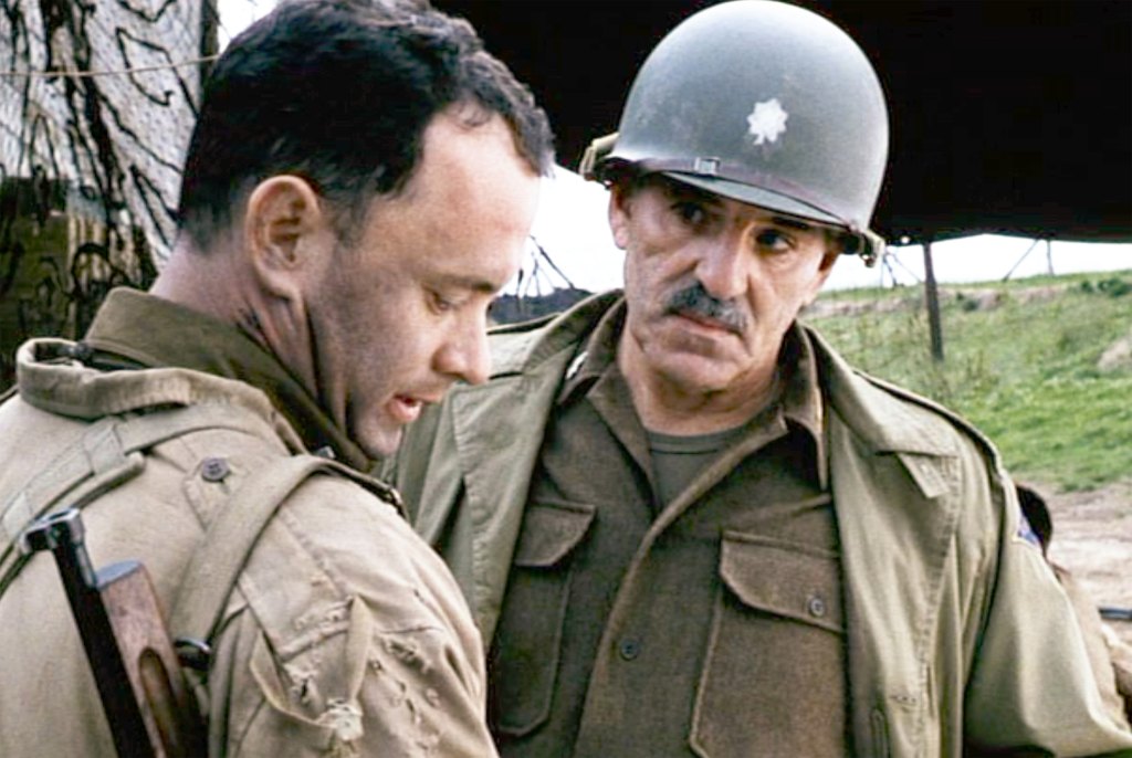 Tom Hanks, Dennis Farina, Saving Private Ryan, 1988