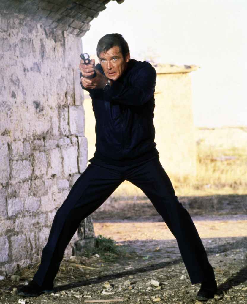 FOR YOUR EYES ONLY, Roger Moore, 1981. 