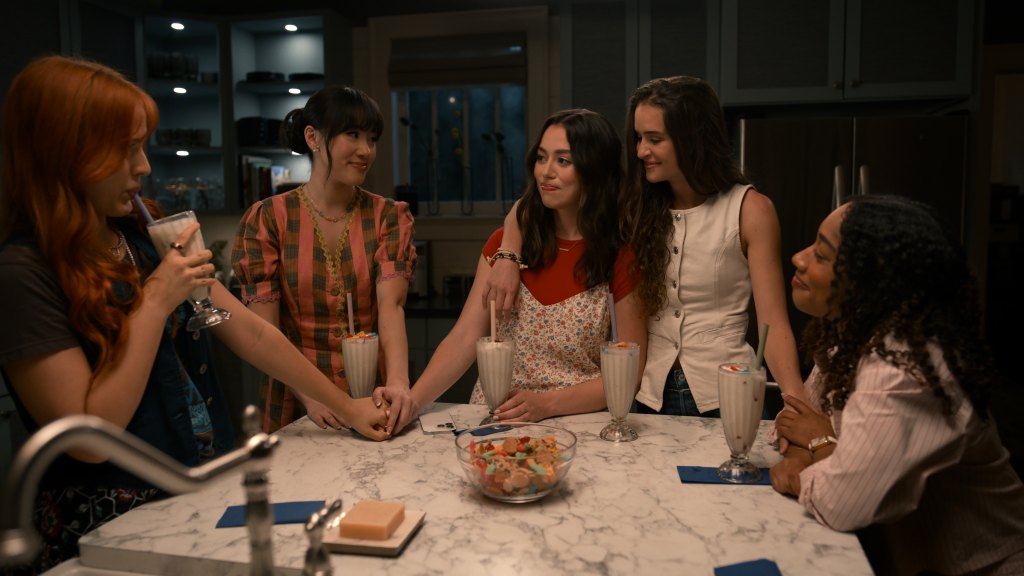Tommi Rose as Olivia, Artemis as Lily, Anneliese Judge as Annie Sullivan, Harlan Drum as CeCe, and Iman Benson as Jessica Whitley in 'Sweet Magnolias'